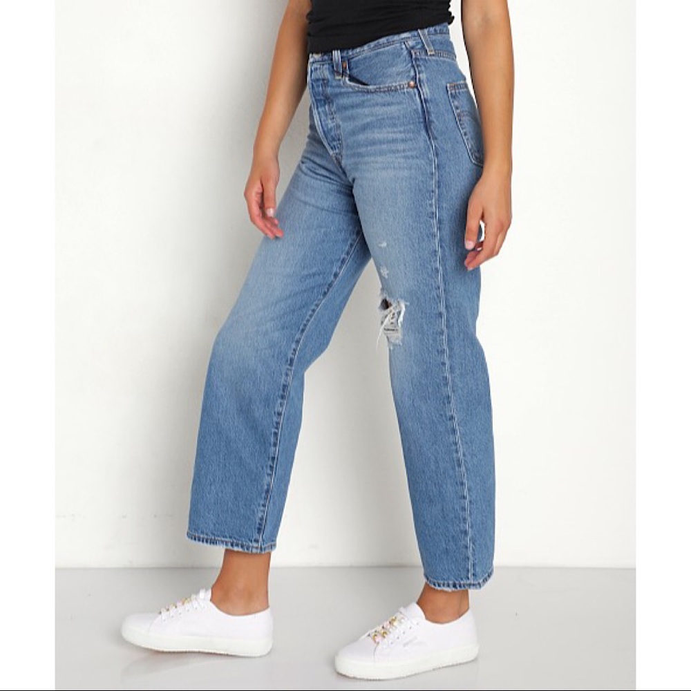 🔥🔥🔥NEW Levi's® Premium RIBCAGE STRAIGHT ANKLE JEANS - Picture 1 of 16